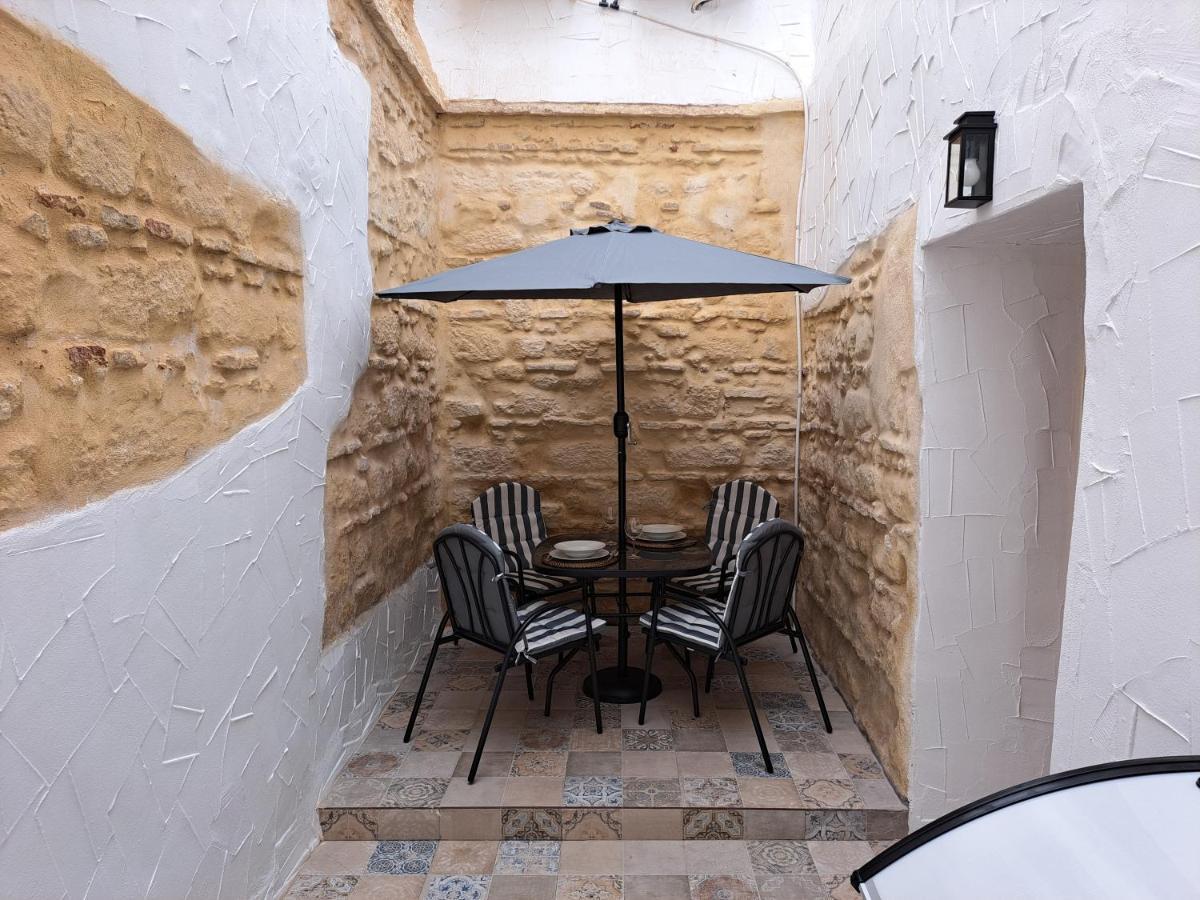 Apartamento La Zarzamora-Patio Privado Appartement Jerez de la Frontera Buitenkant foto